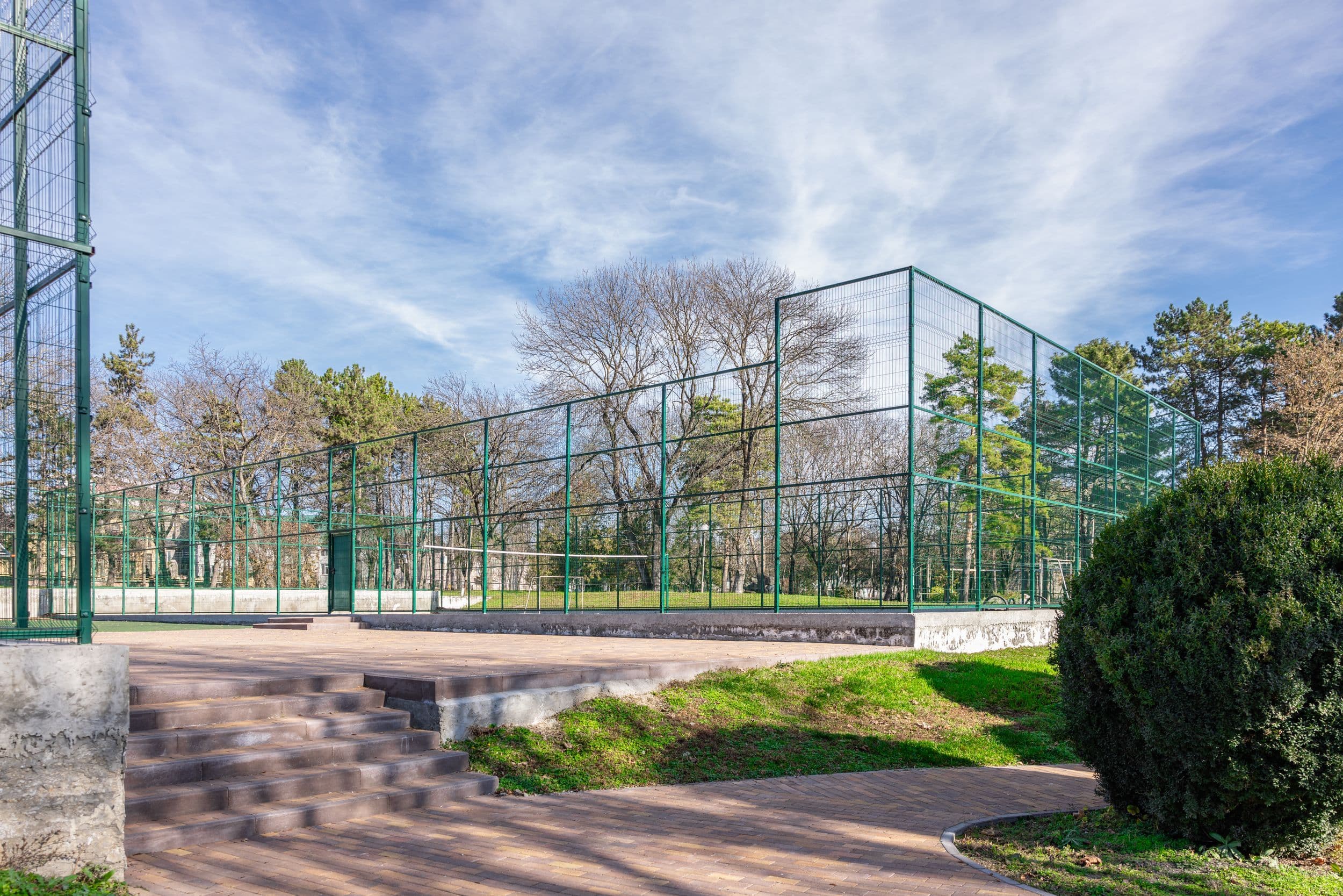 Вид на всё территорию